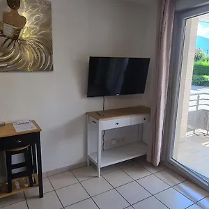  Appartement Cosy Avec Parking Fermé.
